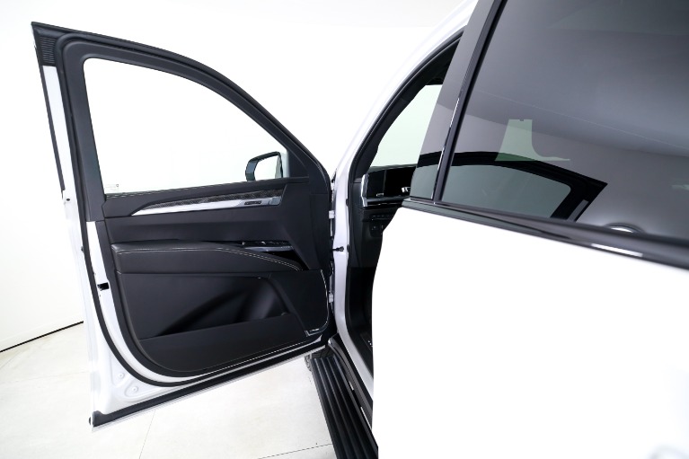 Used-2025-Cadillac-Escalade-V