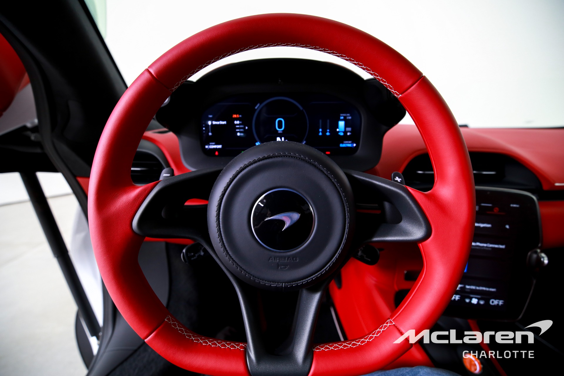 New 2025 McLaren Artura | Charlotte, NC