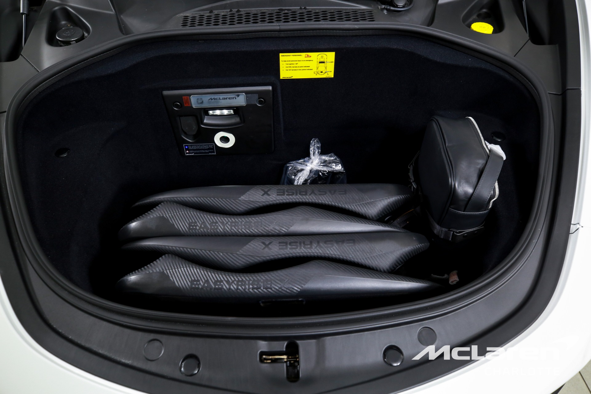 Used 2025 McLaren Artura  | Charlotte, NC