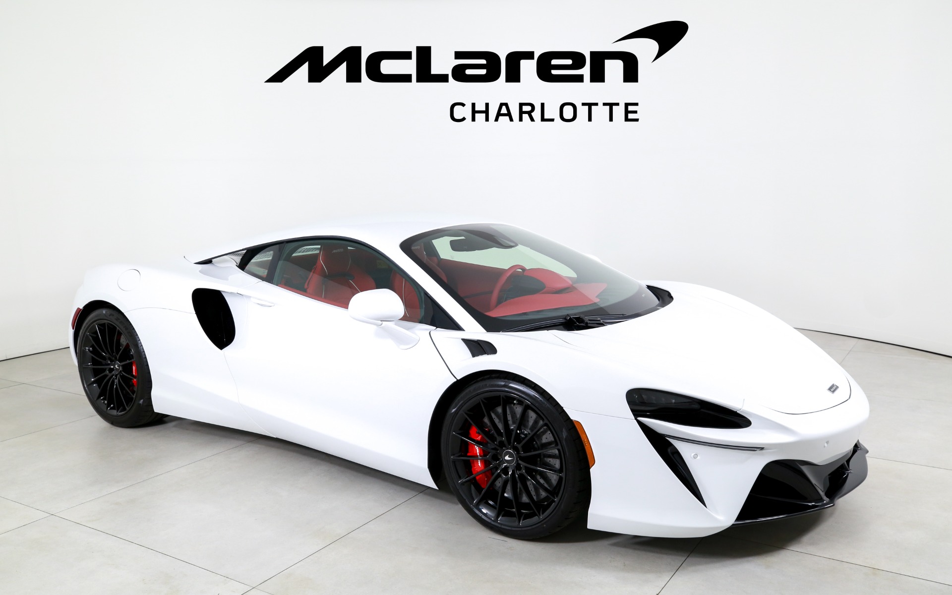New 2025 McLaren Artura | Charlotte, NC