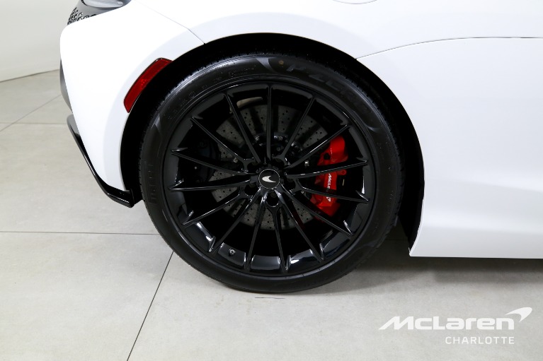 Used-2025-McLaren-Artura