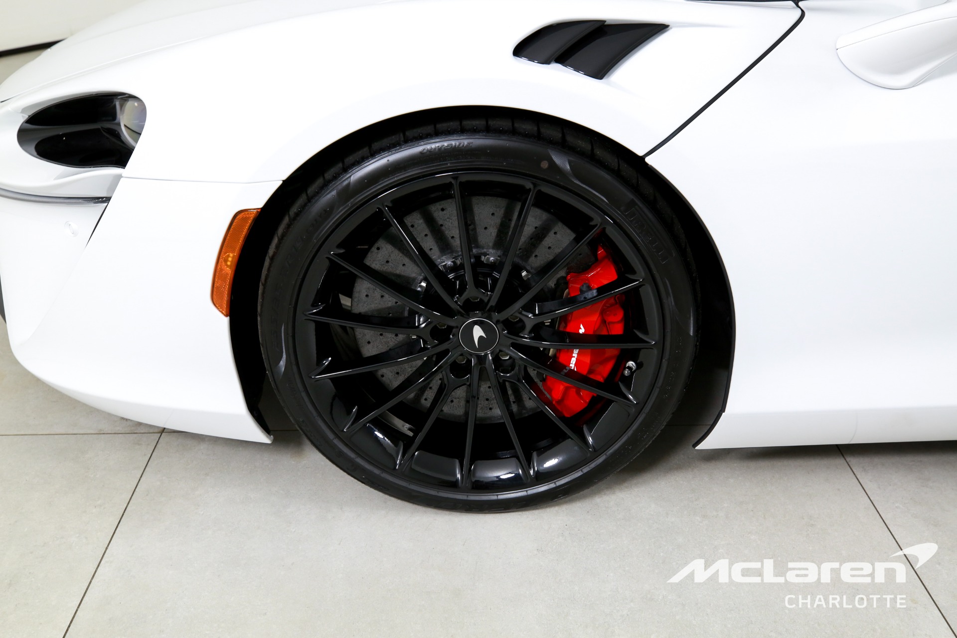 New 2025 McLaren Artura | Charlotte, NC