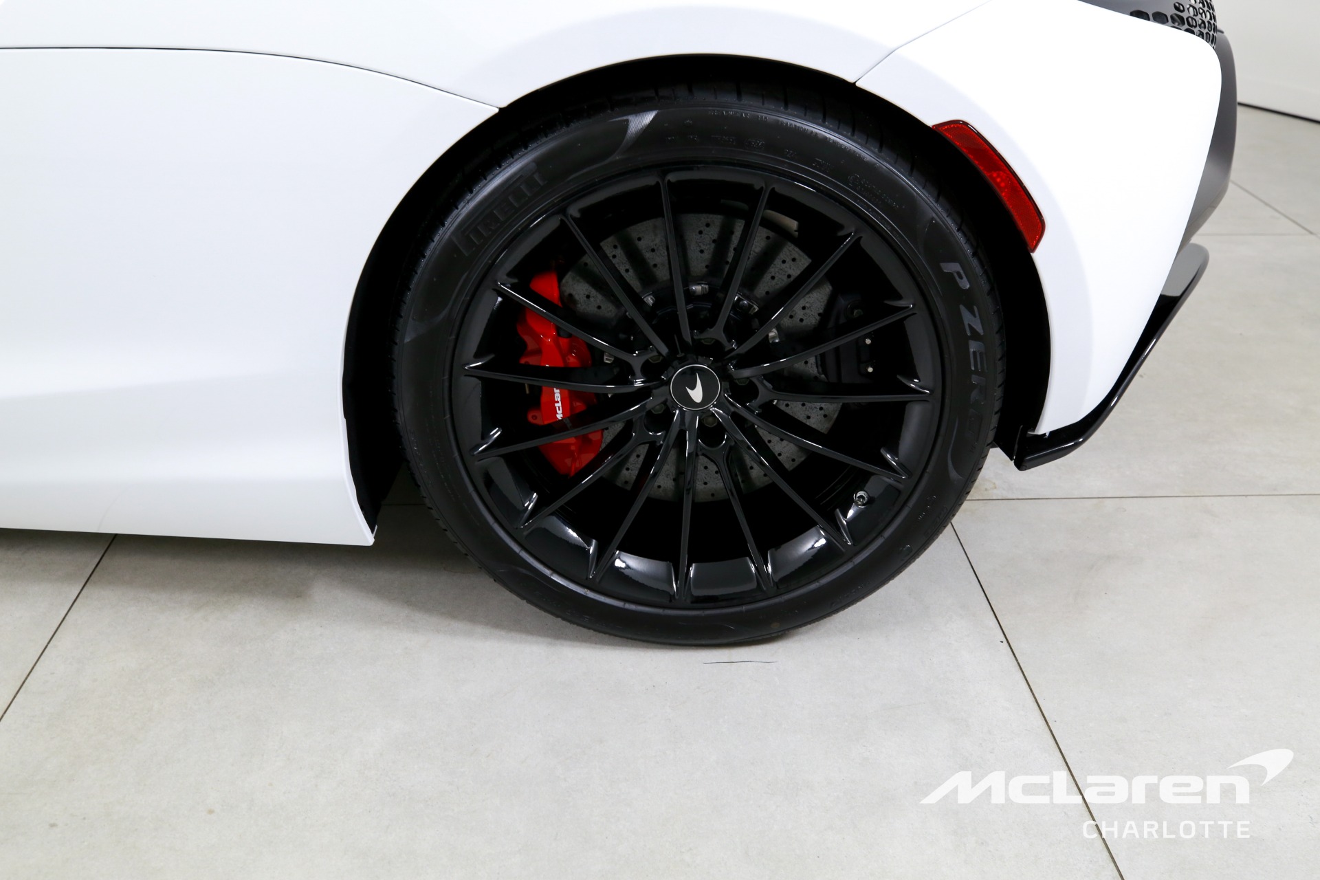 New 2025 McLaren Artura | Charlotte, NC