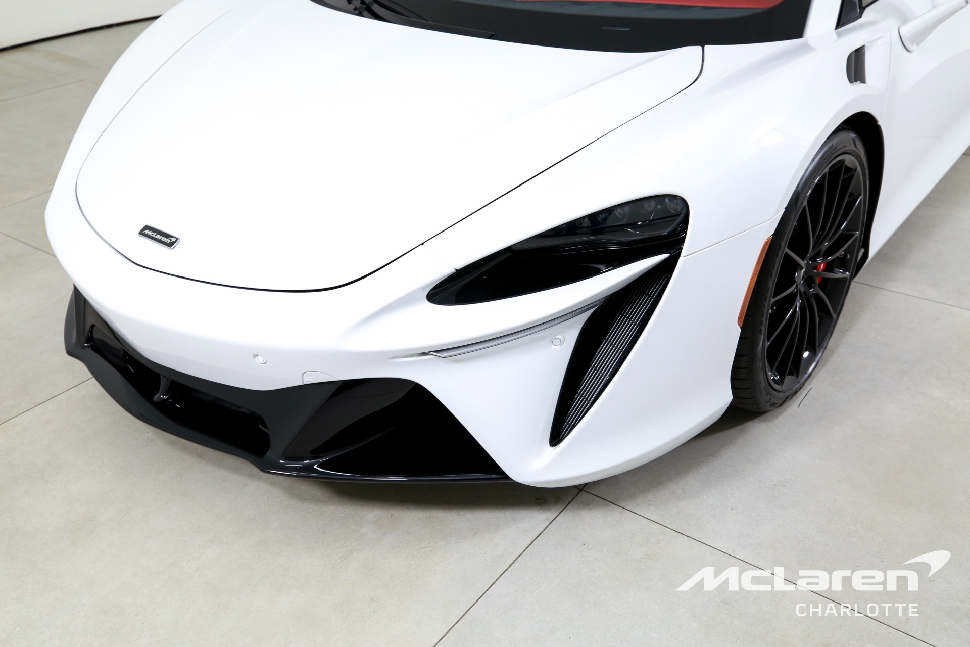 New 2025 McLaren Artura | Charlotte, NC