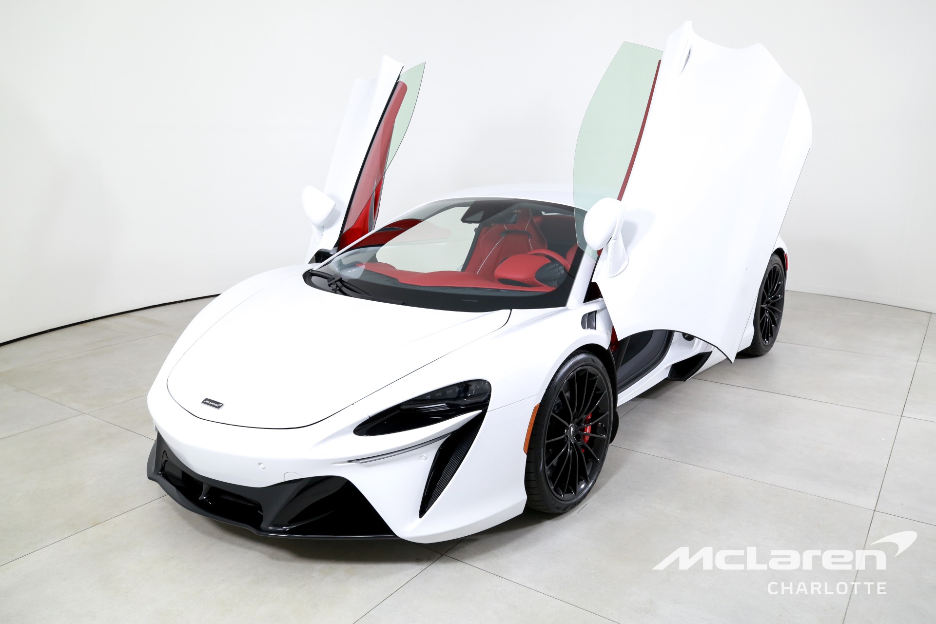 New 2025 McLaren Artura | Charlotte, NC