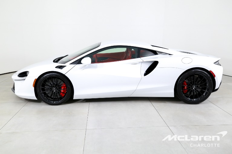 Used-2025-McLaren-Artura