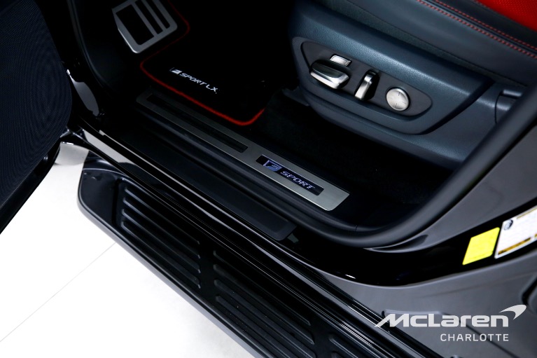 Used-2024-Lexus-LX-600-F-SPORT-Handling