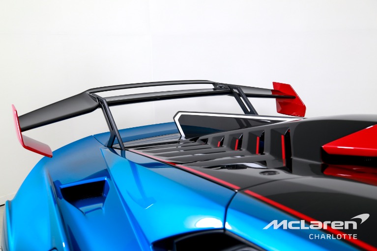 Used-2023-Lamborghini-Huracan-STO