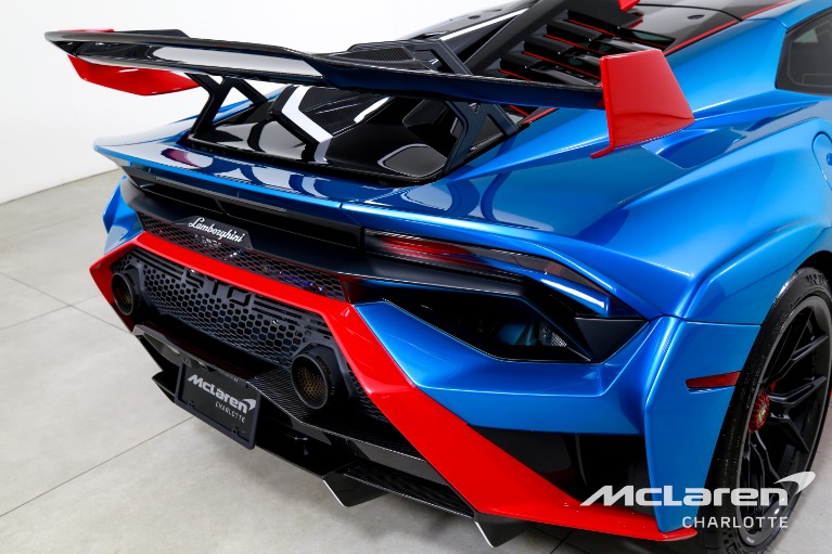 Used-2023-Lamborghini-Huracan-STO