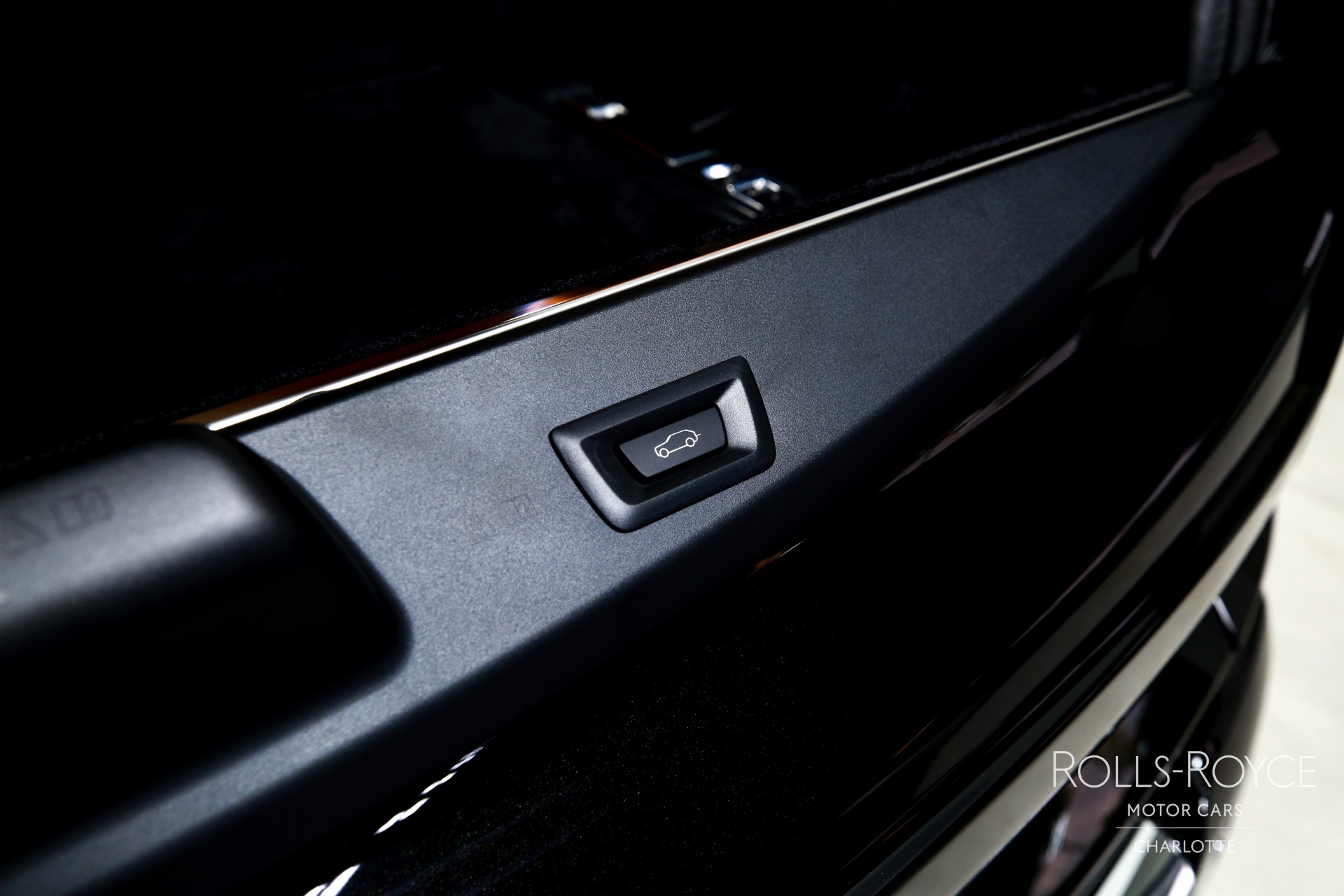 New 2025 Rolls-Royce Cullinan | Charlotte, NC