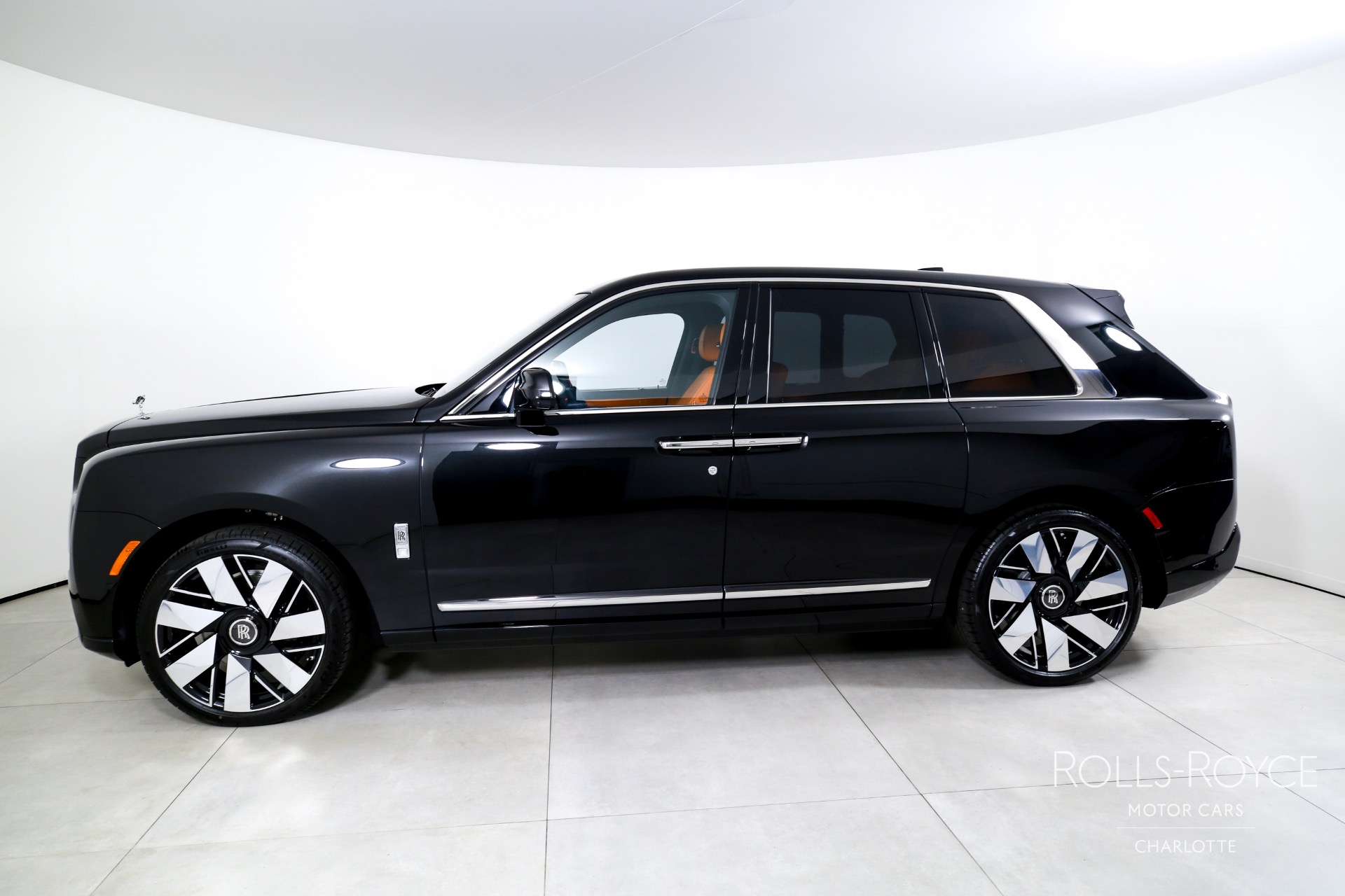 New 2025 Rolls-Royce Cullinan | Charlotte, NC