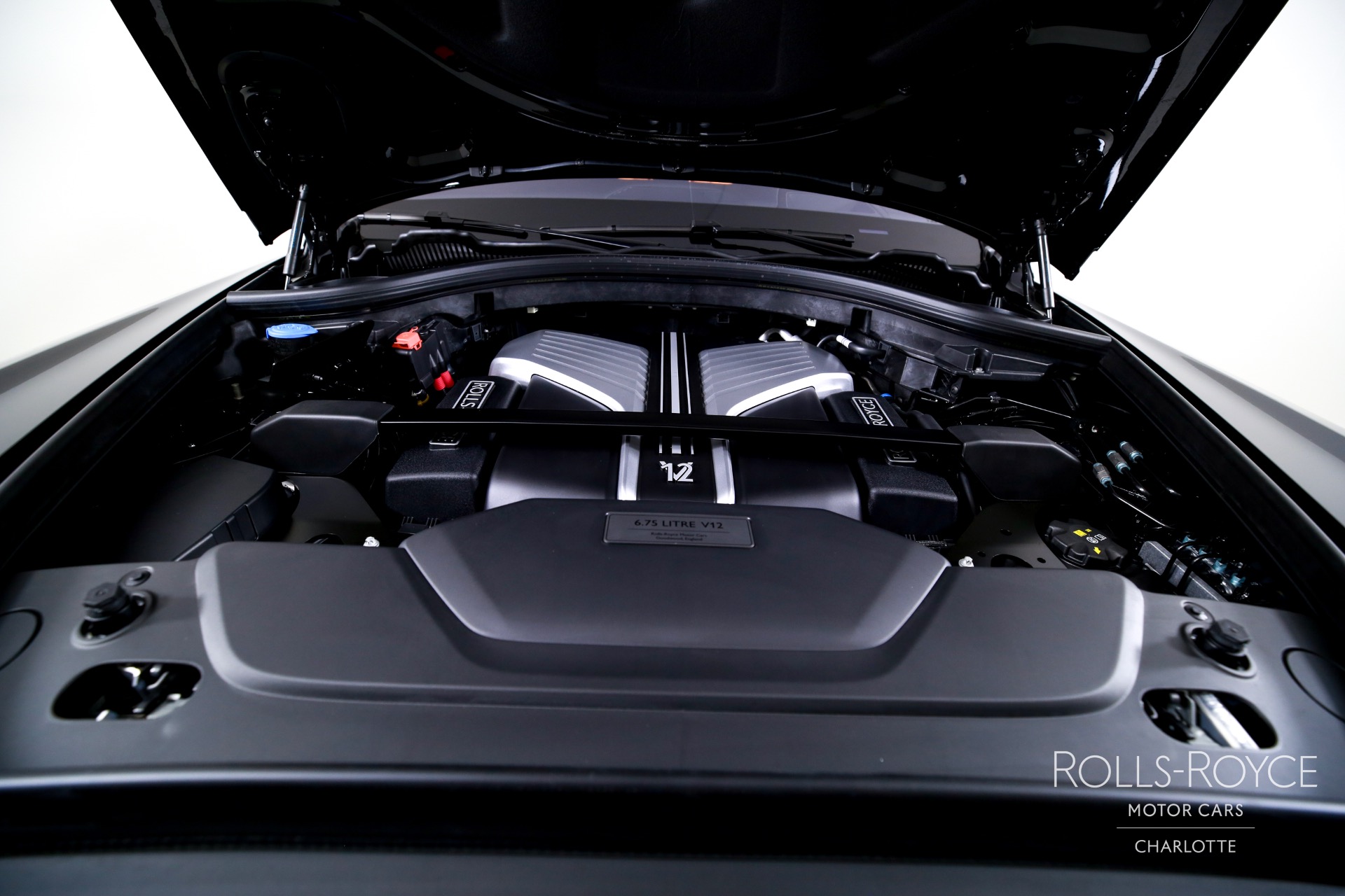 New 2025 Rolls-Royce Cullinan | Charlotte, NC