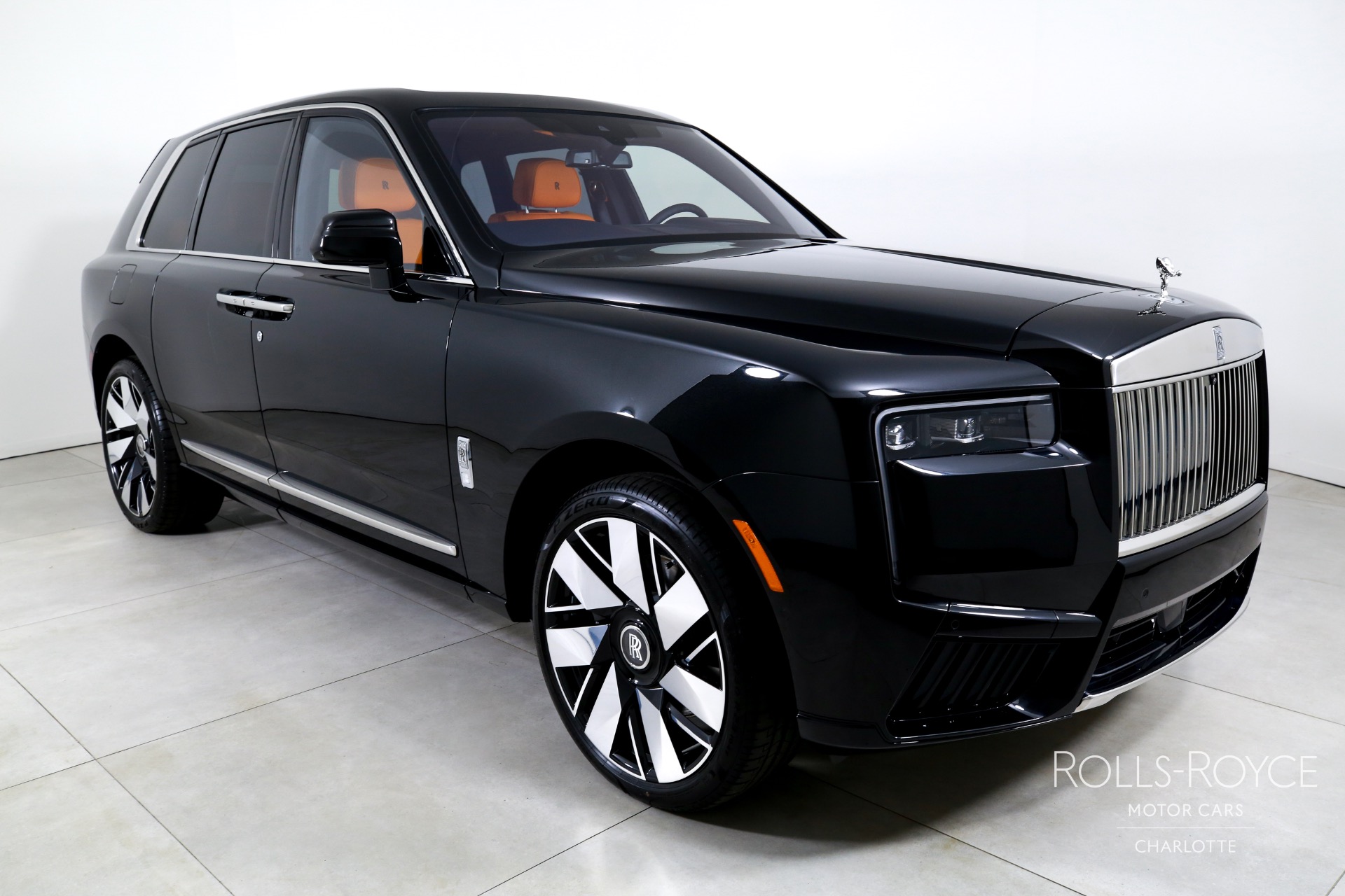 New 2025 Rolls-Royce Cullinan | Charlotte, NC