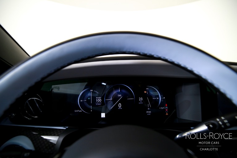 New-2025-Rolls-Royce-Black-Badge-Spectre