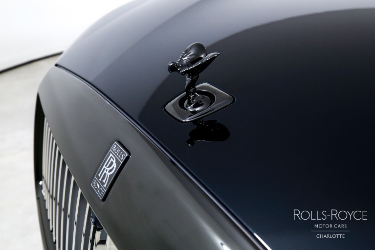 New-2025-Rolls-Royce-Black-Badge-Spectre