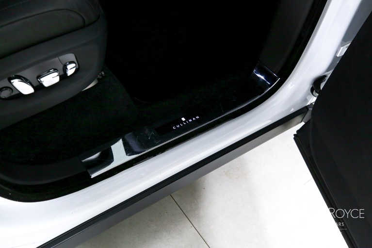 Used-2019-Rolls-Royce-Cullinan