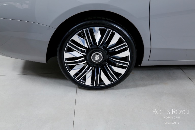 New-2025-Rolls-Royce-Ghost