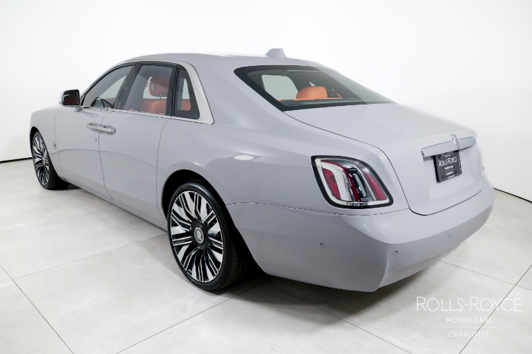 New-2025-Rolls-Royce-Ghost