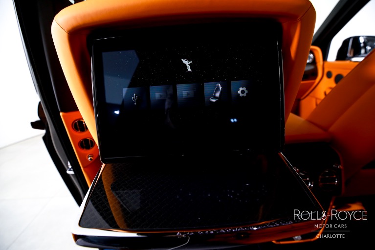 New-2025-Rolls-Royce-Black-Badge-Cullinan