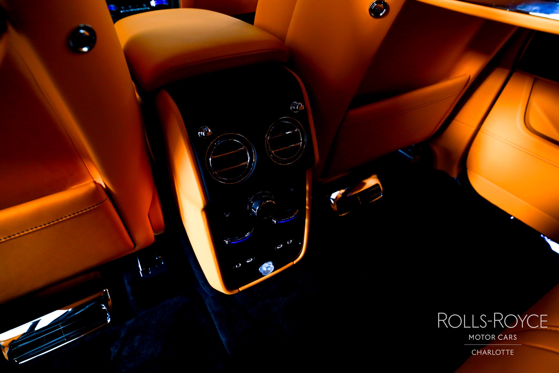 New 2025 Rolls-Royce Black Badge Cullinan  | Charlotte, NC