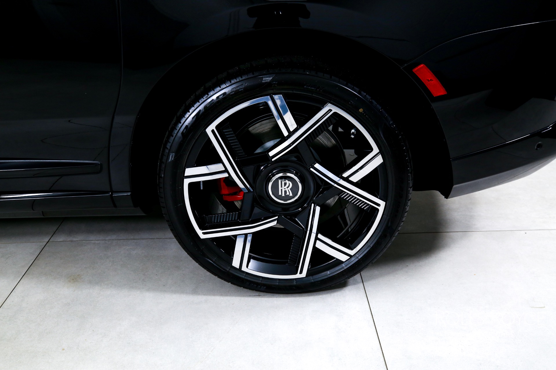 New 2025 Rolls-Royce Black Badge Cullinan  | Charlotte, NC