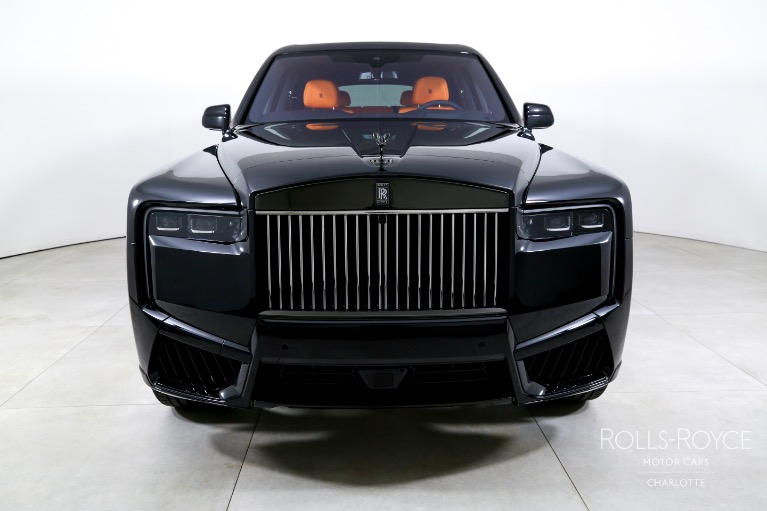 New-2025-Rolls-Royce-Black-Badge-Cullinan
