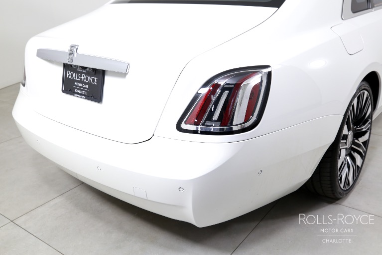 New-2025-Rolls-Royce-Ghost