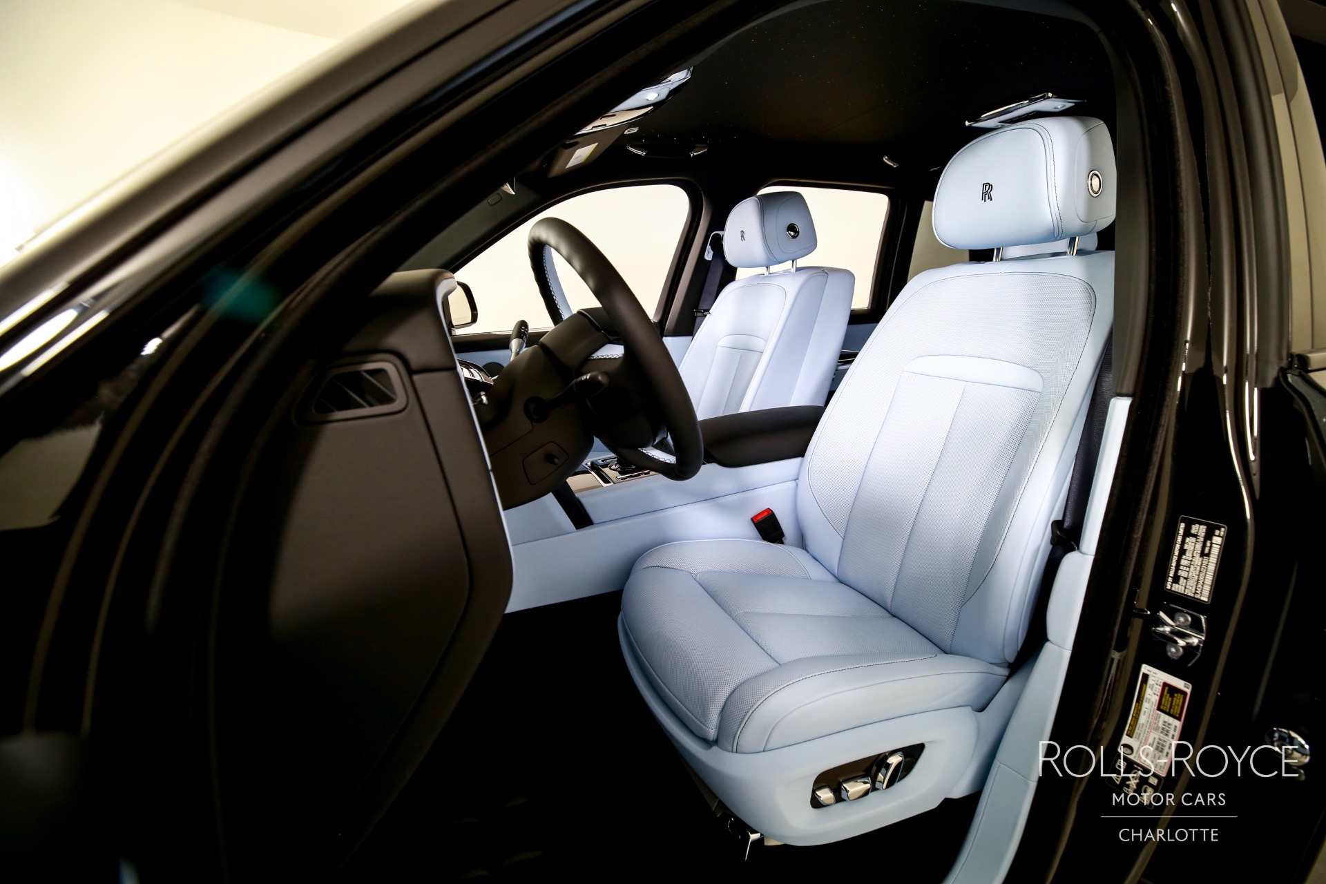New 2025 Rolls-Royce Black Badge Cullinan  | Charlotte, NC
