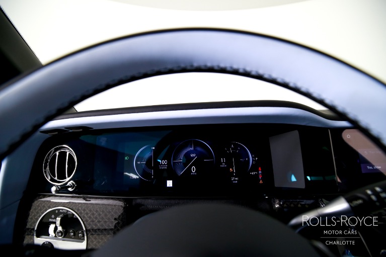 New-2025-Rolls-Royce-Black-Badge-Cullinan