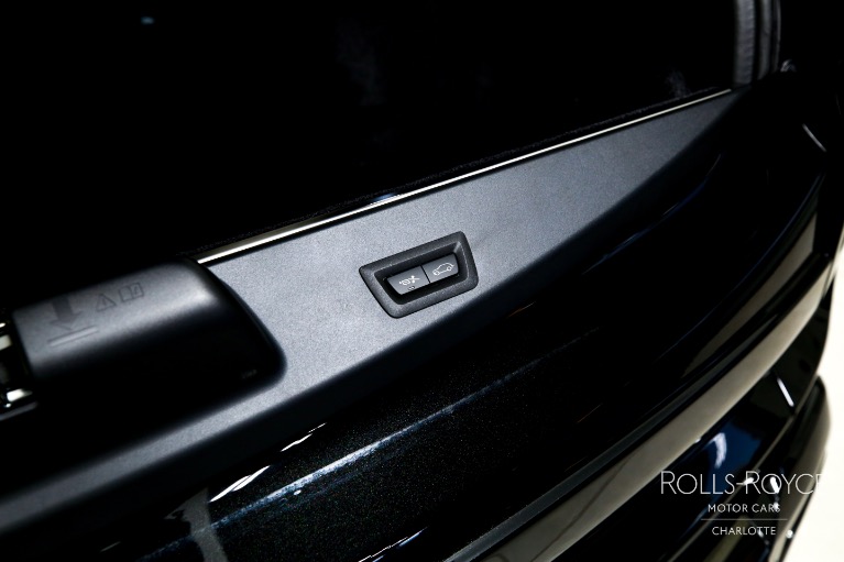 New-2025-Rolls-Royce-Black-Badge-Cullinan