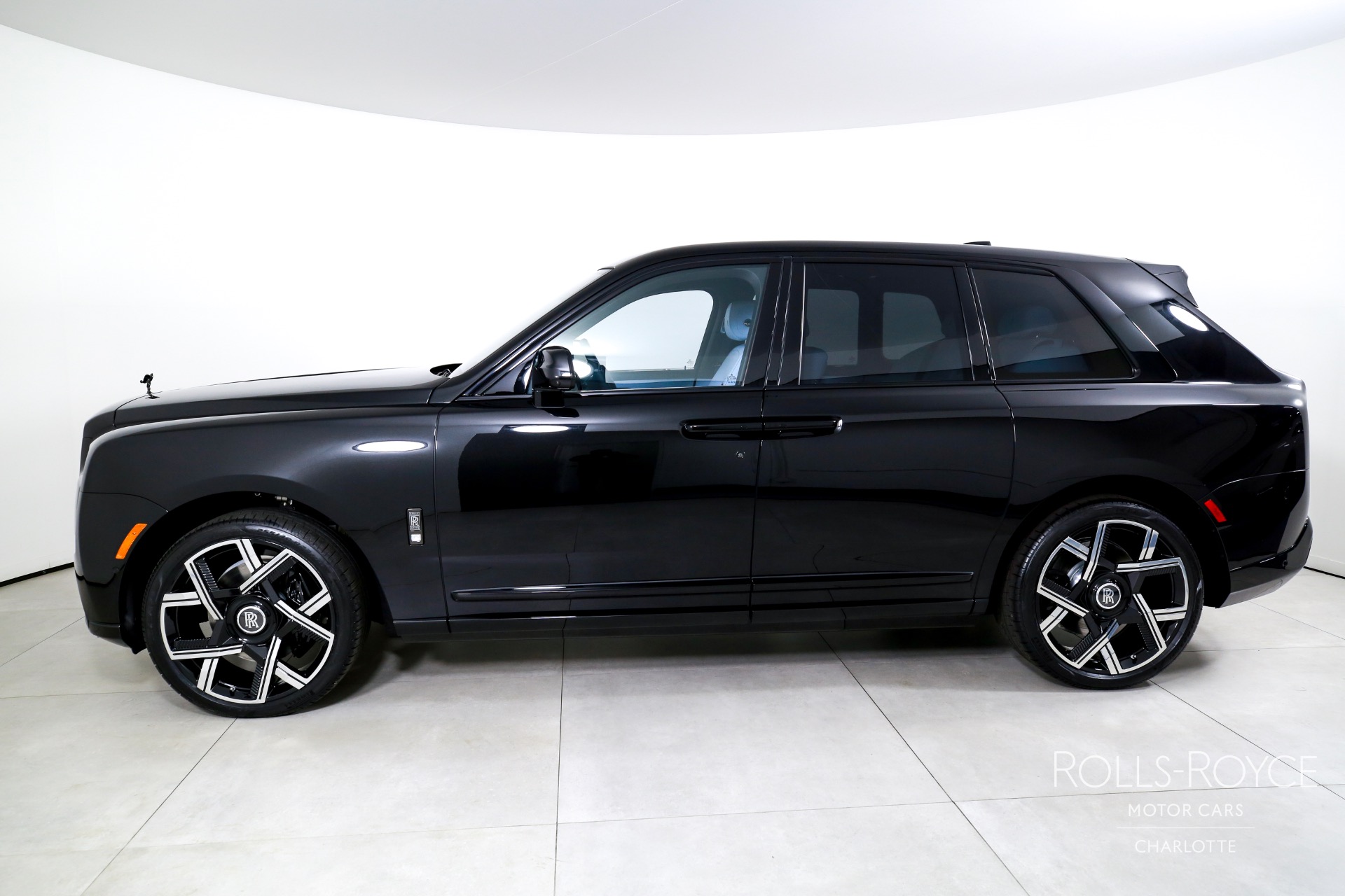 New 2025 Rolls-Royce Black Badge Cullinan  | Charlotte, NC