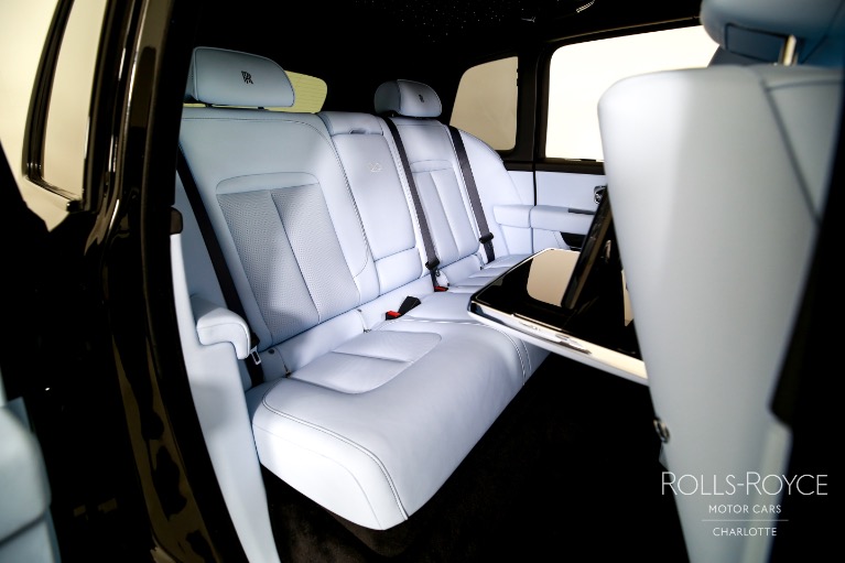 New-2025-Rolls-Royce-Black-Badge-Cullinan