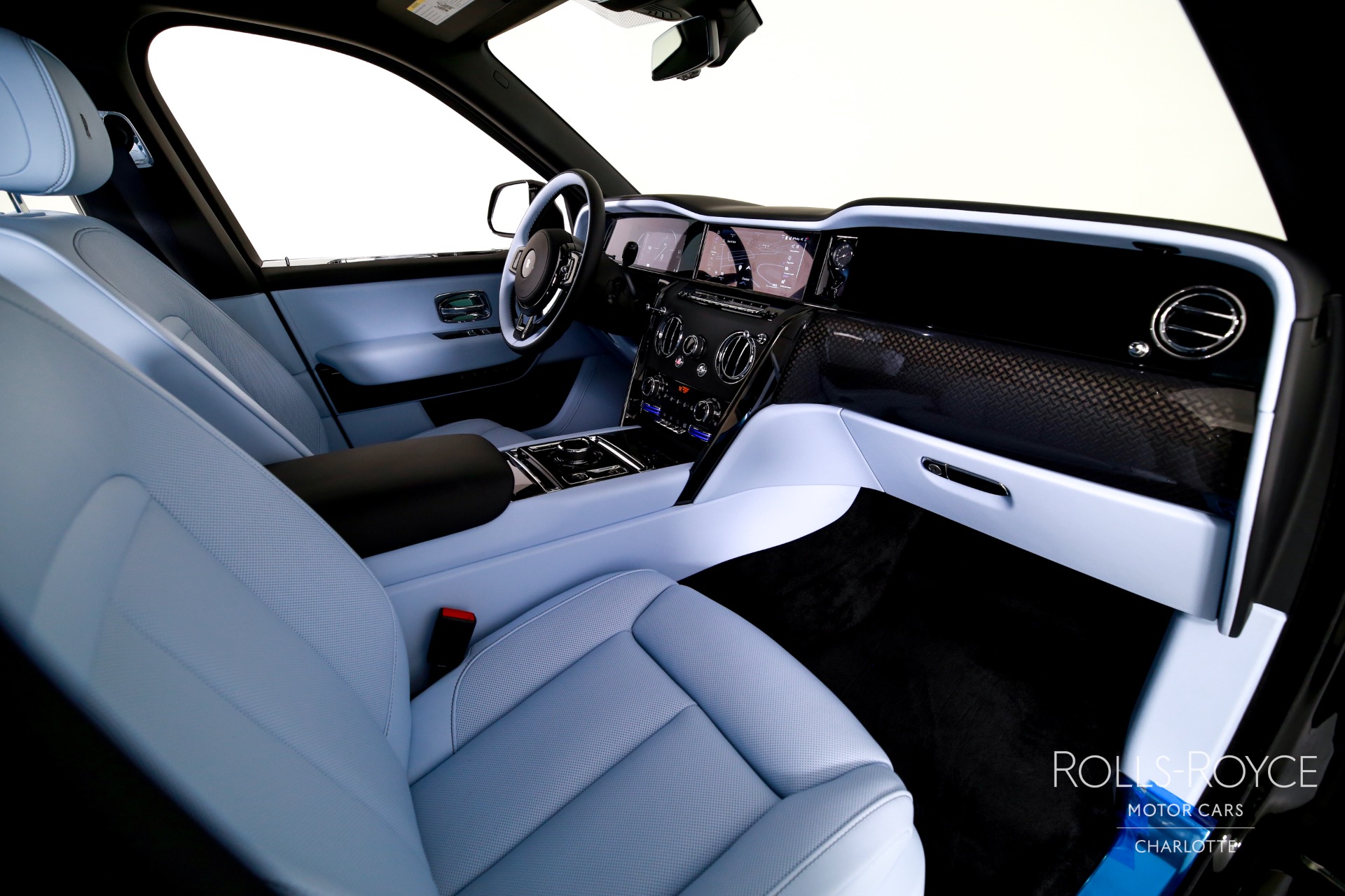 New 2025 Rolls-Royce Black Badge Cullinan  | Charlotte, NC