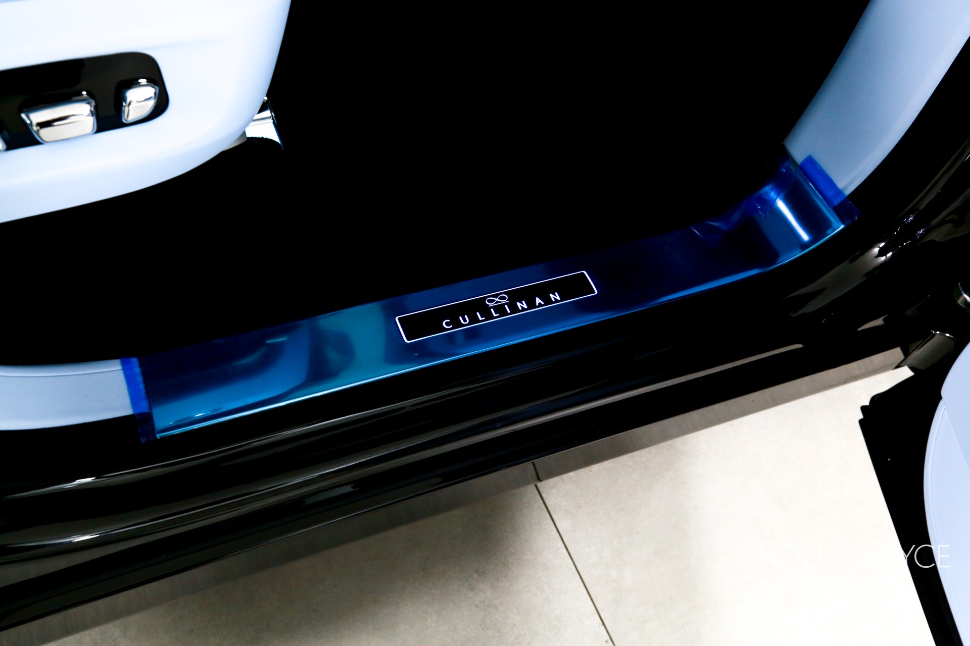 New 2025 Rolls-Royce Black Badge Cullinan  | Charlotte, NC