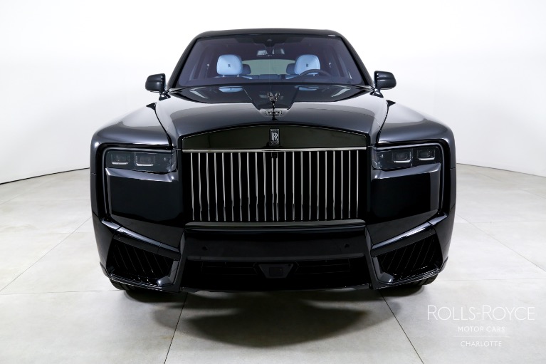 New-2025-Rolls-Royce-Black-Badge-Cullinan