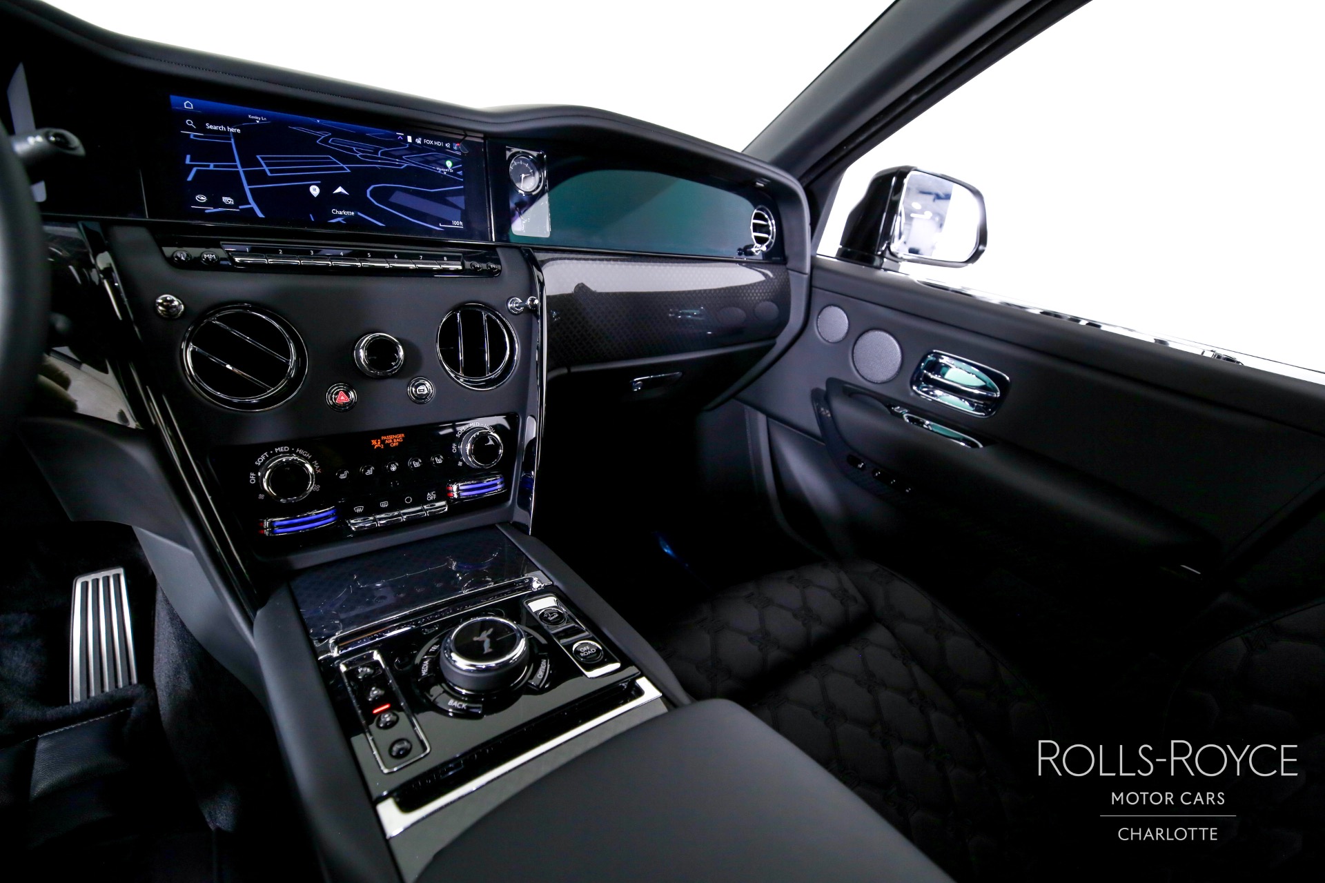 New 2025 Rolls-Royce Black Badge Cullinan  | Charlotte, NC