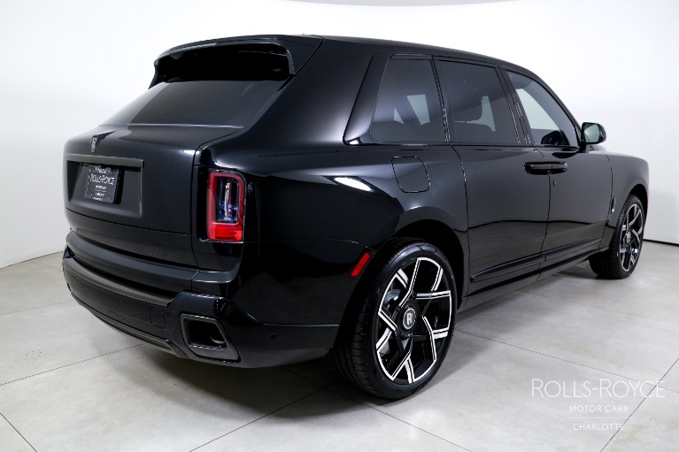 New-2025-Rolls-Royce-Black-Badge-Cullinan