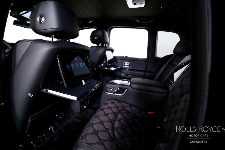 New-2025-Rolls-Royce-Black-Badge-Cullinan