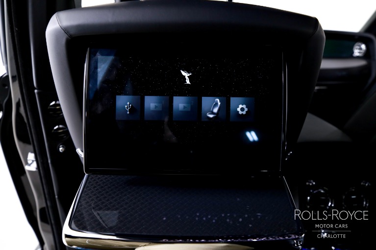 New-2025-Rolls-Royce-Black-Badge-Cullinan
