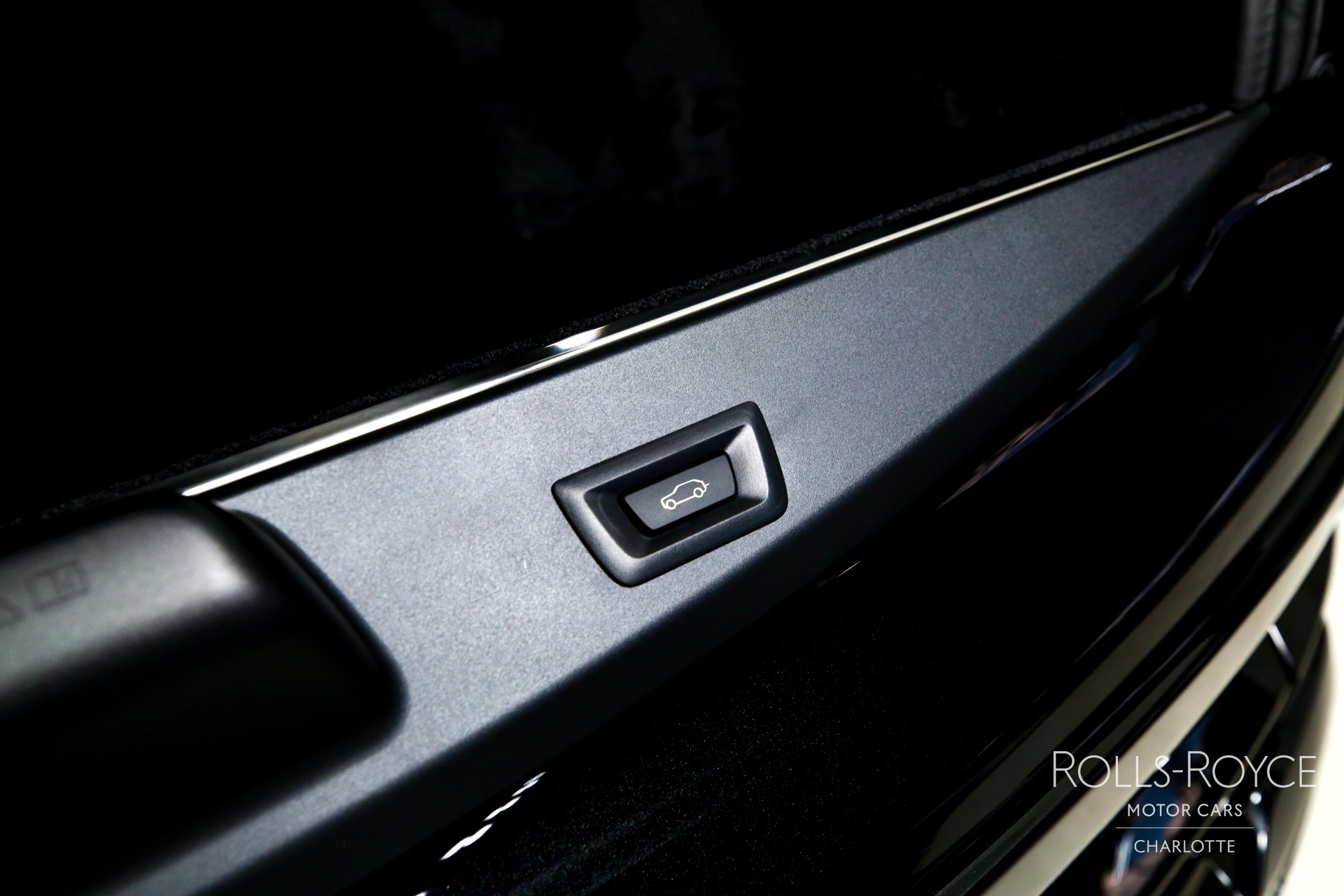 New 2025 Rolls-Royce Black Badge Cullinan  | Charlotte, NC