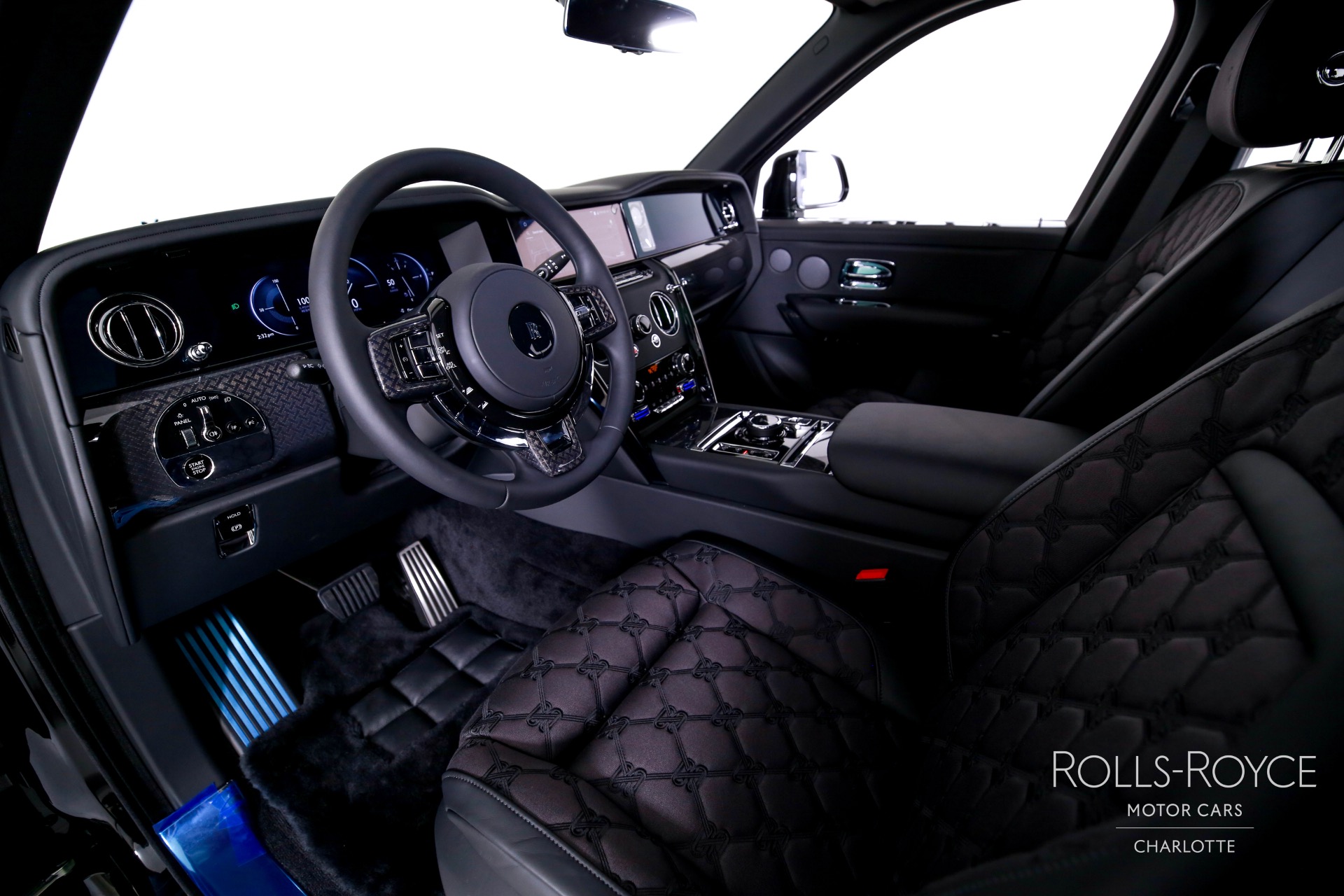 New 2025 Rolls-Royce Black Badge Cullinan  | Charlotte, NC