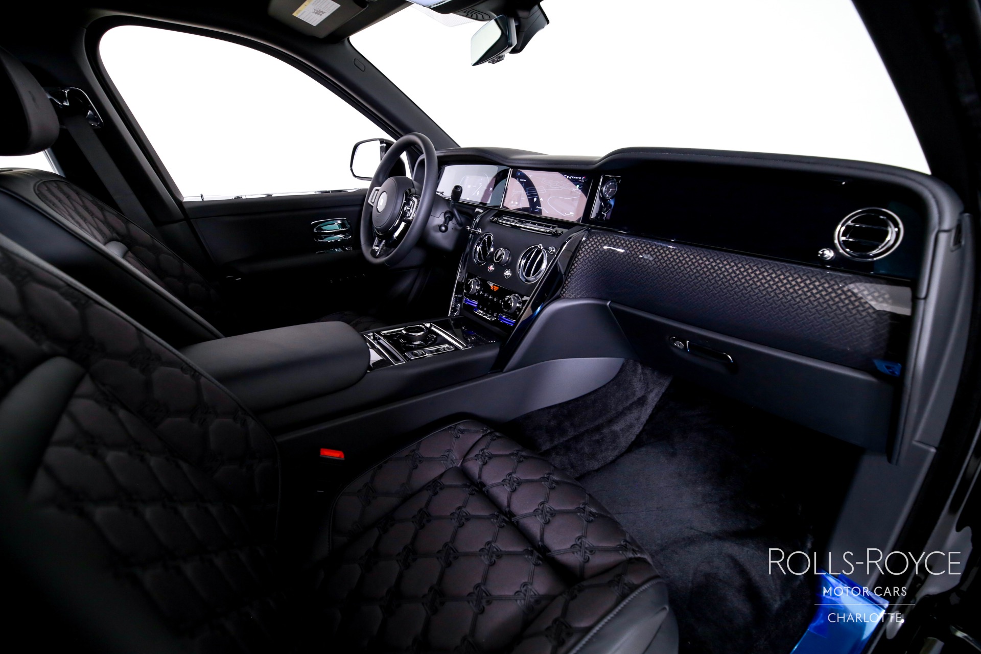 New 2025 Rolls-Royce Black Badge Cullinan  | Charlotte, NC