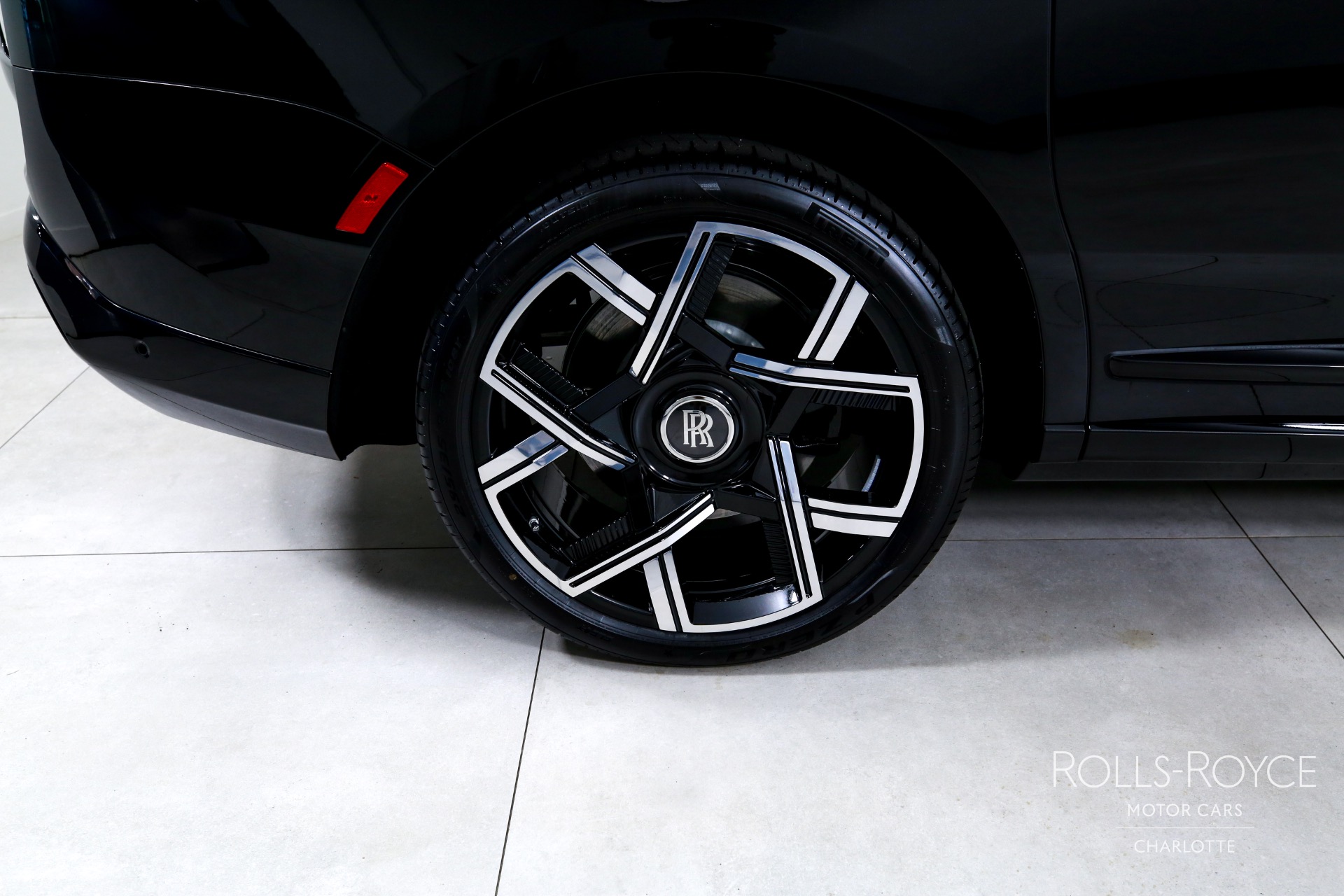 New 2025 Rolls-Royce Black Badge Cullinan  | Charlotte, NC