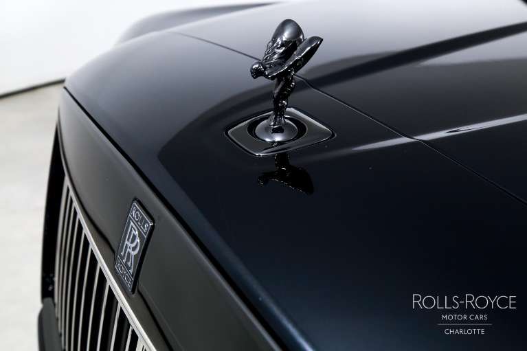New-2025-Rolls-Royce-Black-Badge-Cullinan