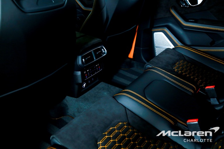 Used-2024-Lamborghini-Urus-S