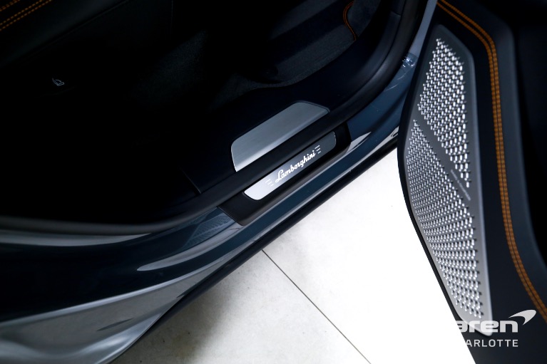 Used-2024-Lamborghini-Urus-S