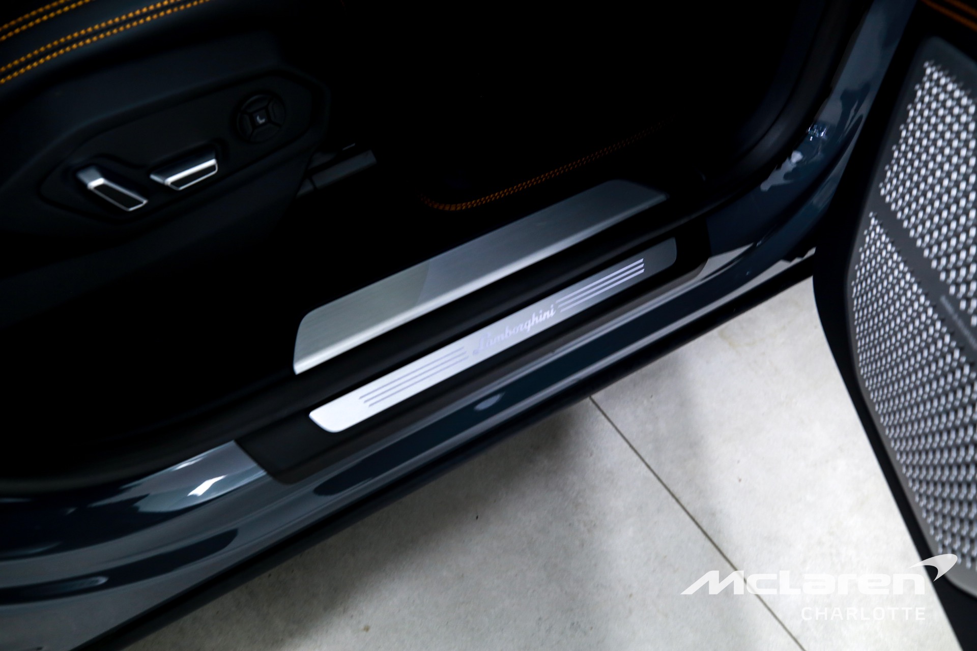 Used 2024 Lamborghini Urus S | Charlotte, NC