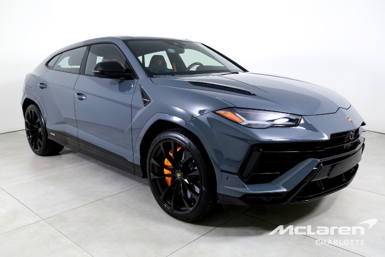 Used-2024-Lamborghini-Urus-S