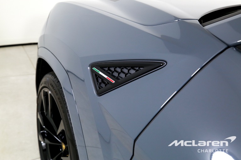 Used-2024-Lamborghini-Urus-S