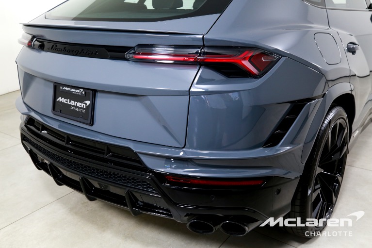Used-2024-Lamborghini-Urus-S